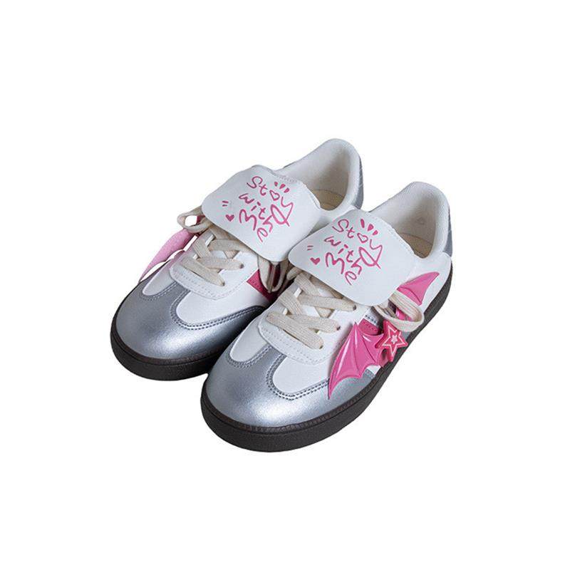 白鹿鞋业小众款2026新款粉红蝙蝠翅膀泡芙板鞋甜酷复古德训鞋代销,女鞋,德训鞋,淘宝优惠券,粉丝福利购,淘宝优惠卷