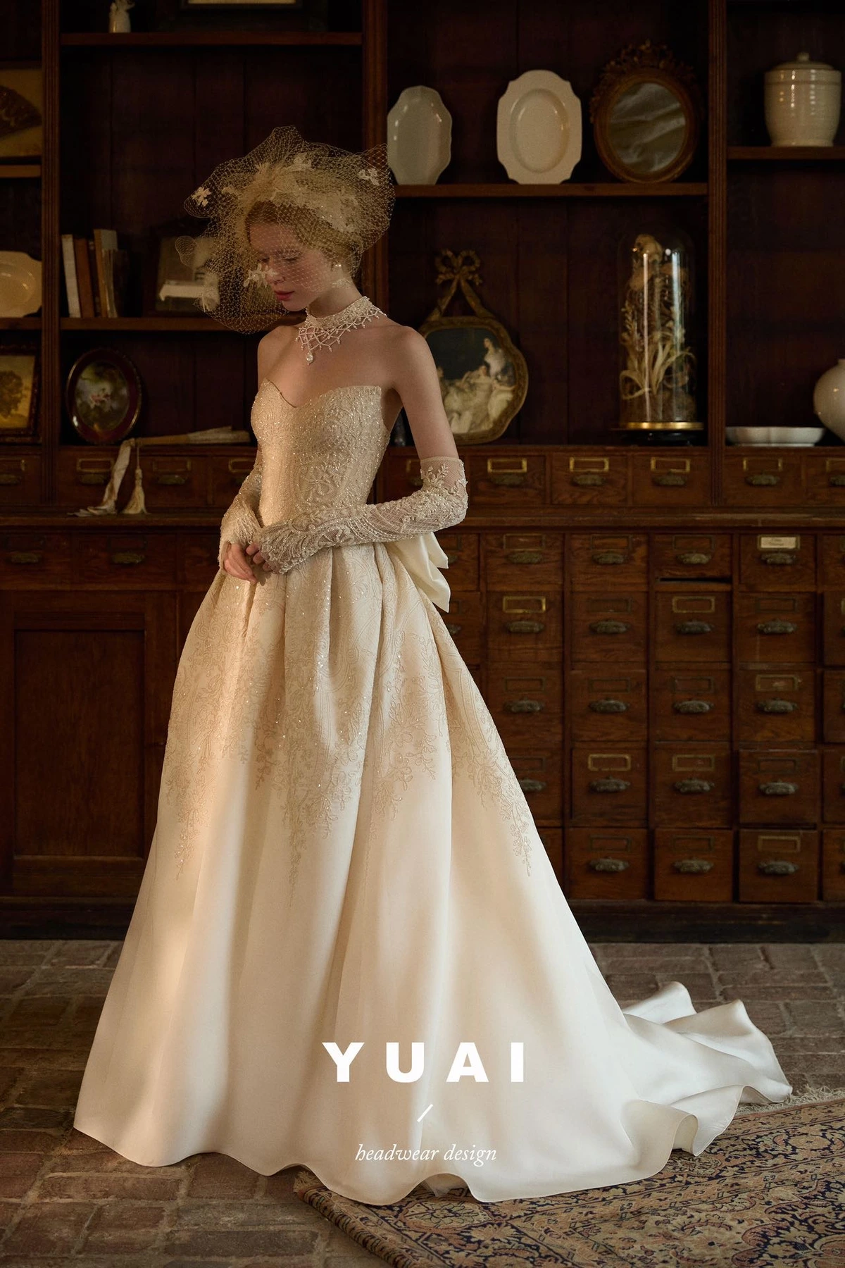 出租余爱【帝政少女】正版缎面婚纱抹胸显瘦拖尾仪式婚纱