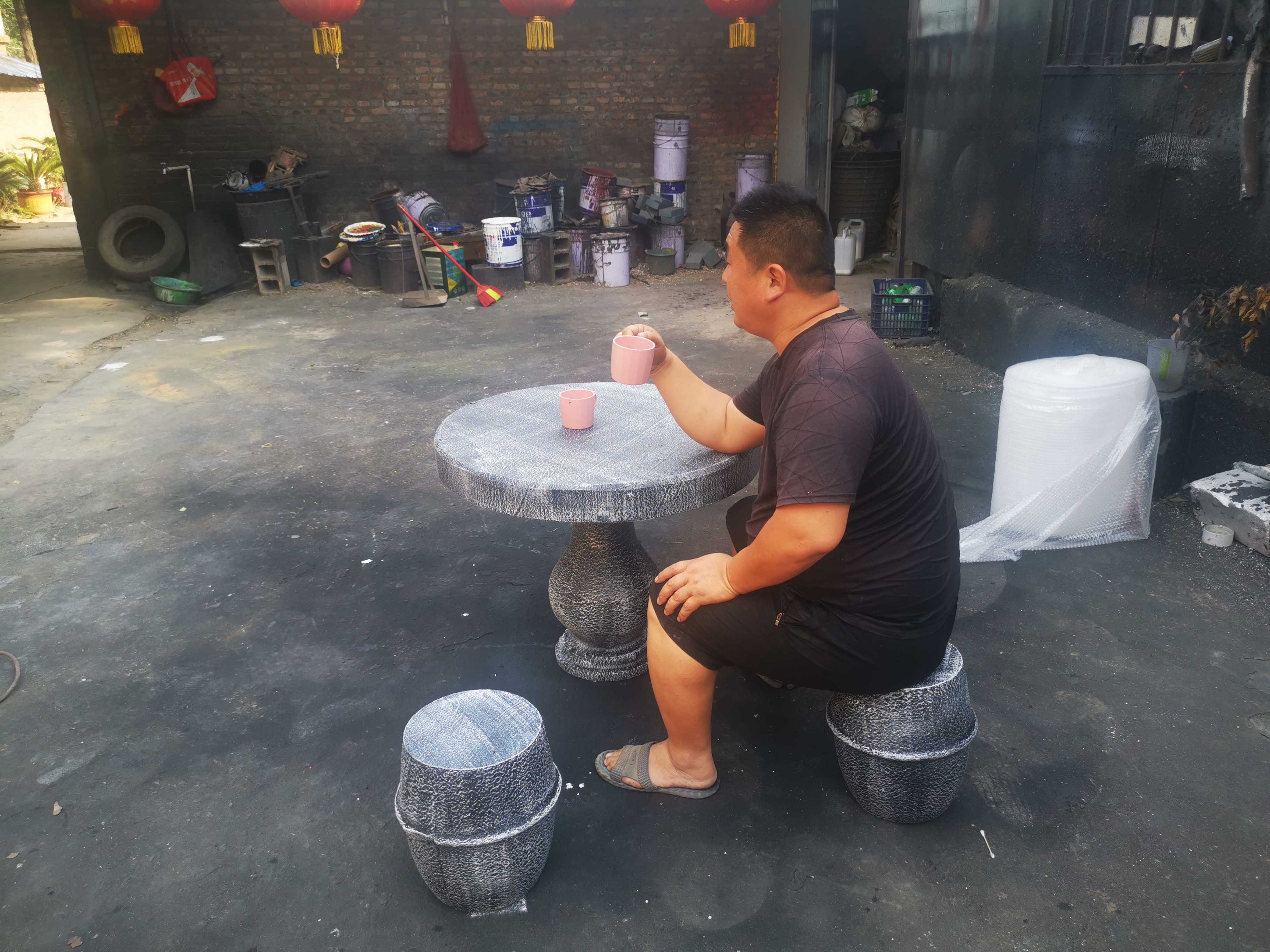 泡沫石桌演戏表演道具石桌摄影橱窗道具石桌装饰影视舞台道具石桌