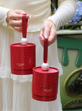 【爱慕珍珠】手提喜糖盒欧式免折叠成品酒红色创意高级仿鳄鱼皮