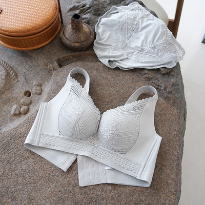 CDcup无钢圈大码调整型收副乳bra