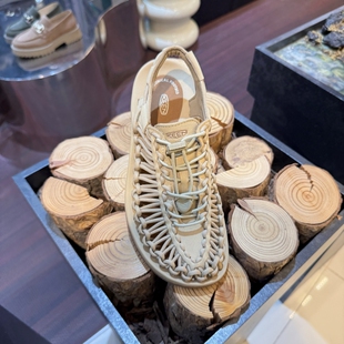 不退换全韩百货KEEN韩代26春女动休闲鞋 6C24 KNSO6E001