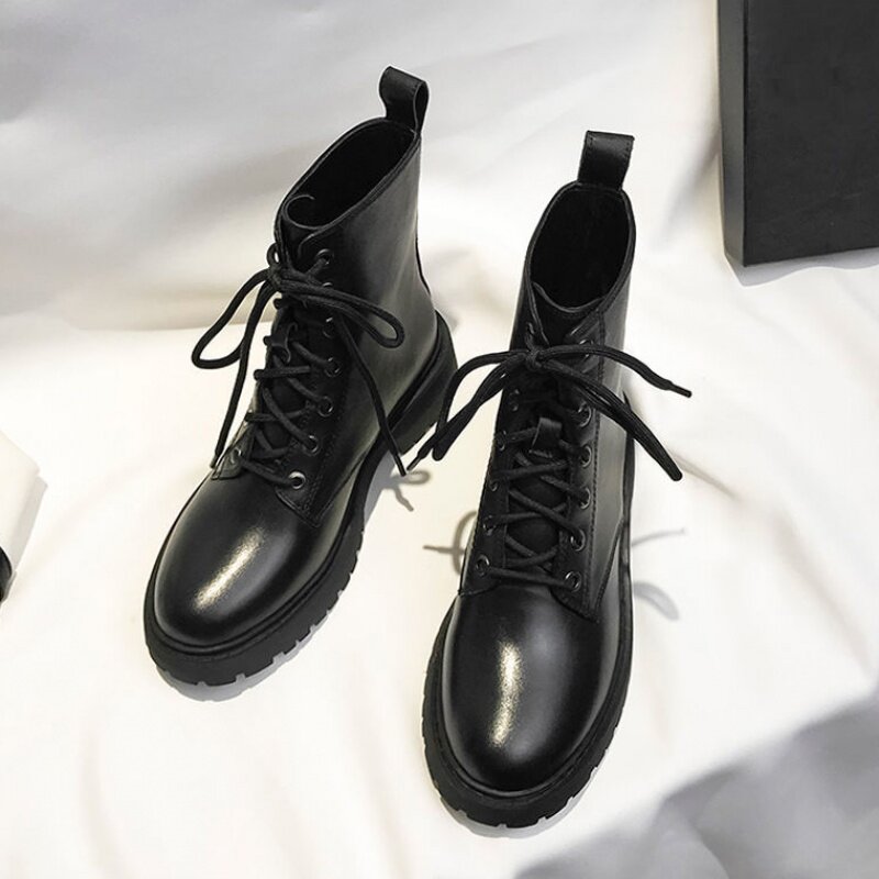 6马丁靴女英伦风20秋季新款学生韩版系带黑色百搭机车粗跟短靴皮|msdalam kategori Kasut wanita, 靴子, 马丁靴 - dari Buy2taobao.com untuk memberikan perkhidmatan ejen Taobao profesional membeli