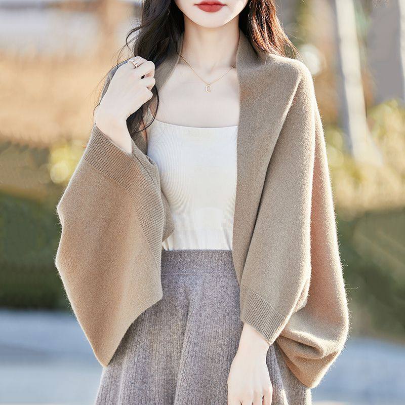 春秋季100%纯羊毛披肩斗篷女外搭毛衣开衫外套披风围巾针织蝙蝠衫