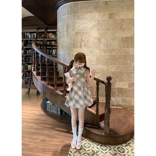 「小鸟自制」“橱柜娃娃”夏日灰粉斜格纹娃娃领无袖连衣裙～