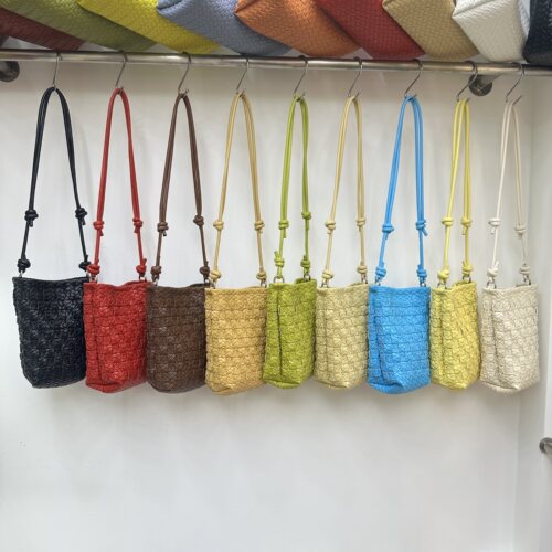 ins风软皮小众编织单肩斜挎女包