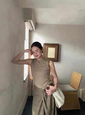 26早春老钱风极简高级感内搭收腰显瘦无袖背心气质百搭上衣C8668