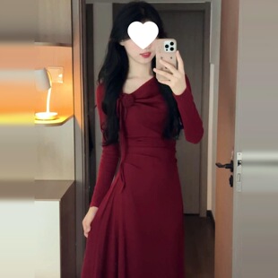 过年新年战袍红色针织连衣裙子女秋冬2026新款感内搭打底长裙