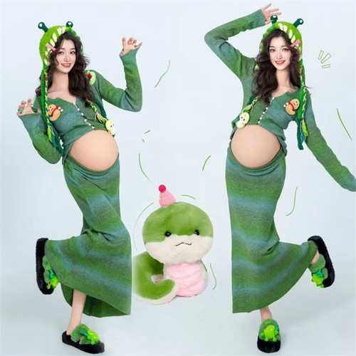 2025年影楼新款新中式主题慵懒风格氛围感毛衣孕妈咪写真摄影服装