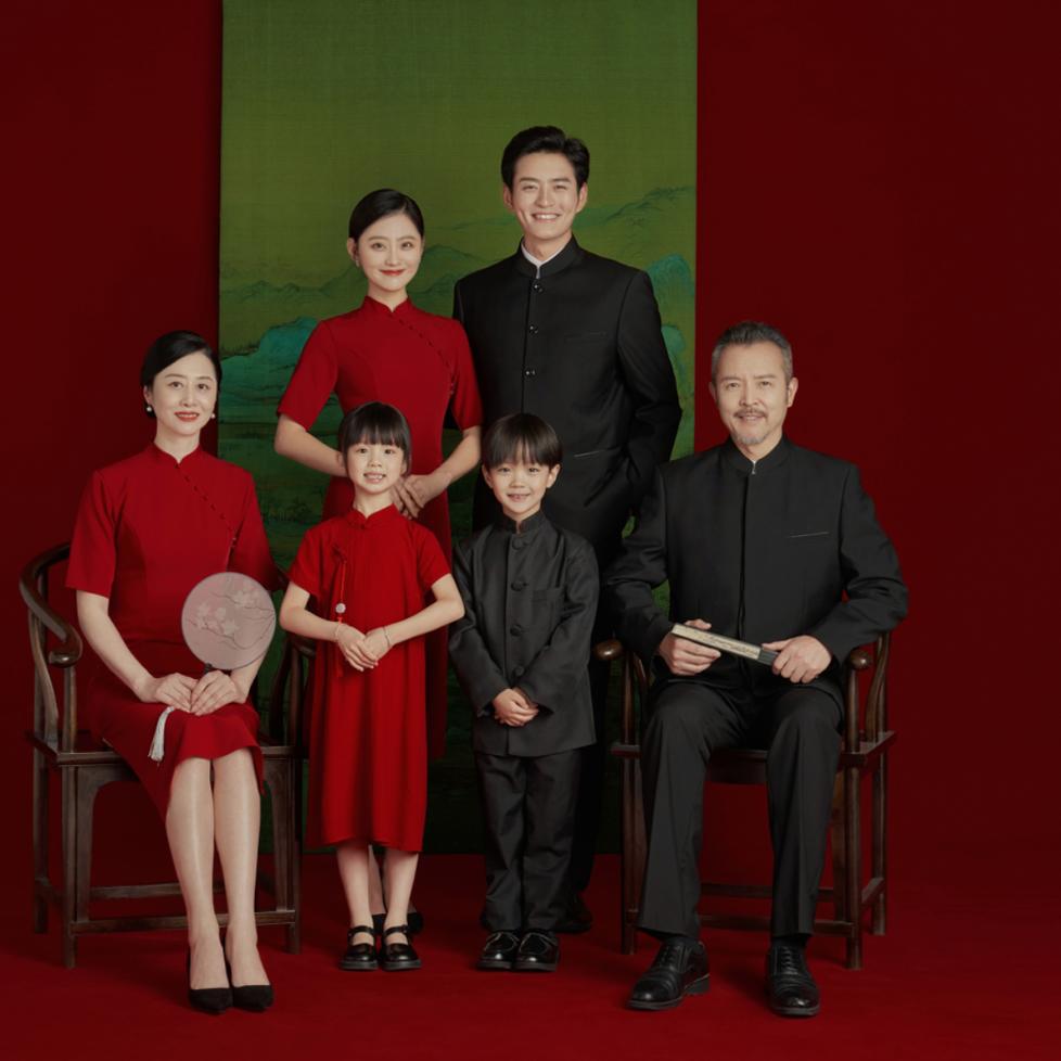 全家福拍照亲子装一家六口摄影服