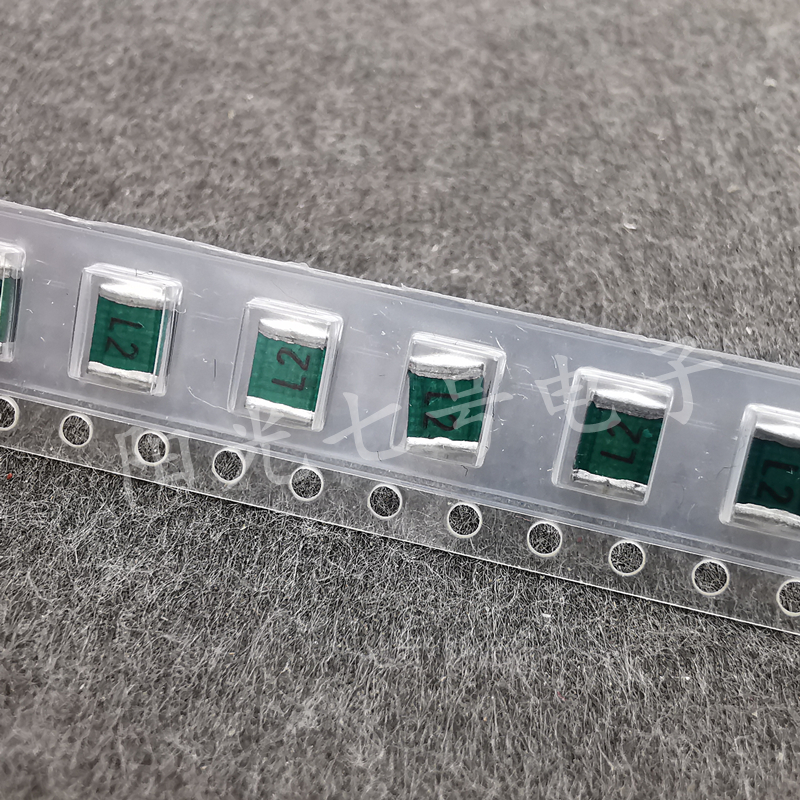 日本产 CDM 贴片云母电容器 CDE 270pF 500V 1812 L2丝印