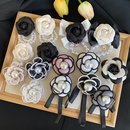 新款 小香气质风时髦山茶花胸针珍珠蝴蝶结胸花别针复古百搭领结花