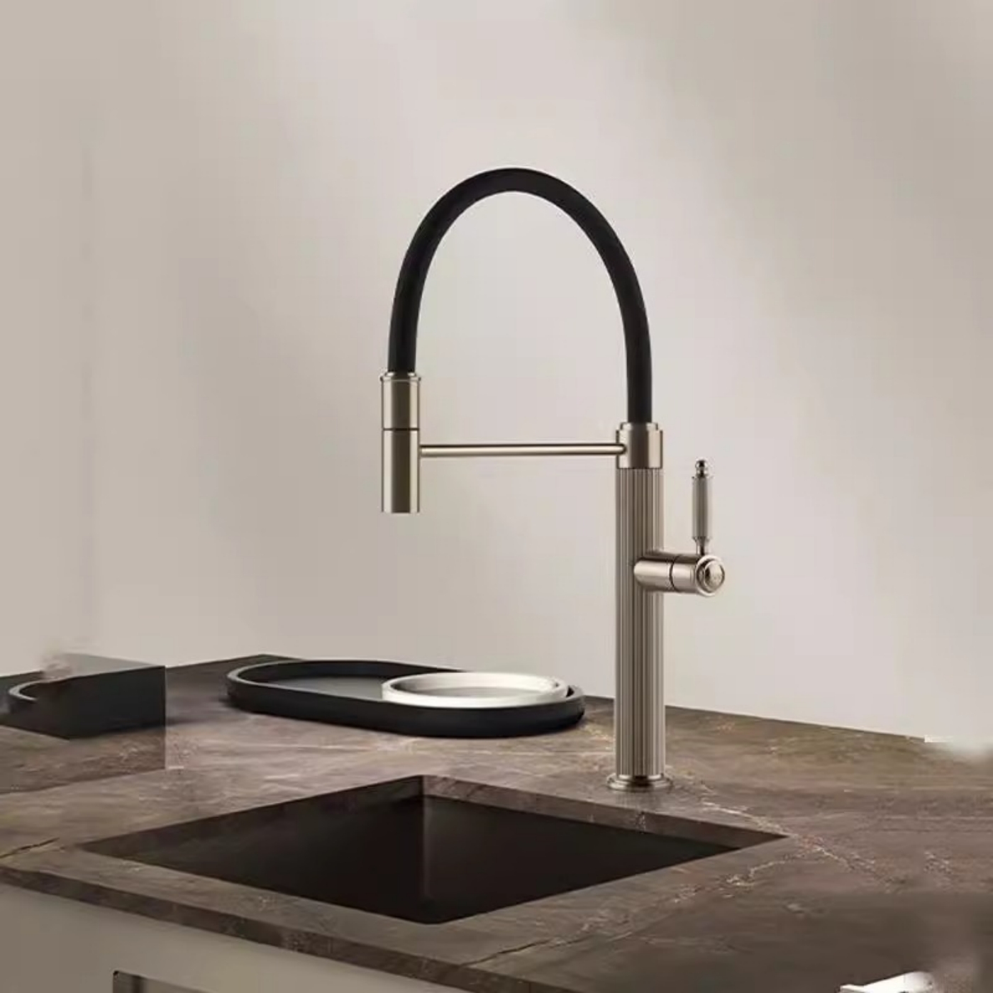 意大利同款冷热欧式枪灰色厨房水槽可旋转万向抽拉家用304水龙头