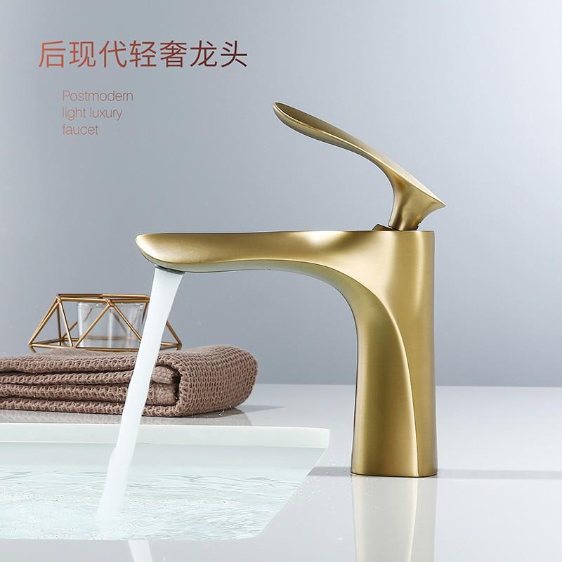 全铜拉丝金冷热水面盆龙头