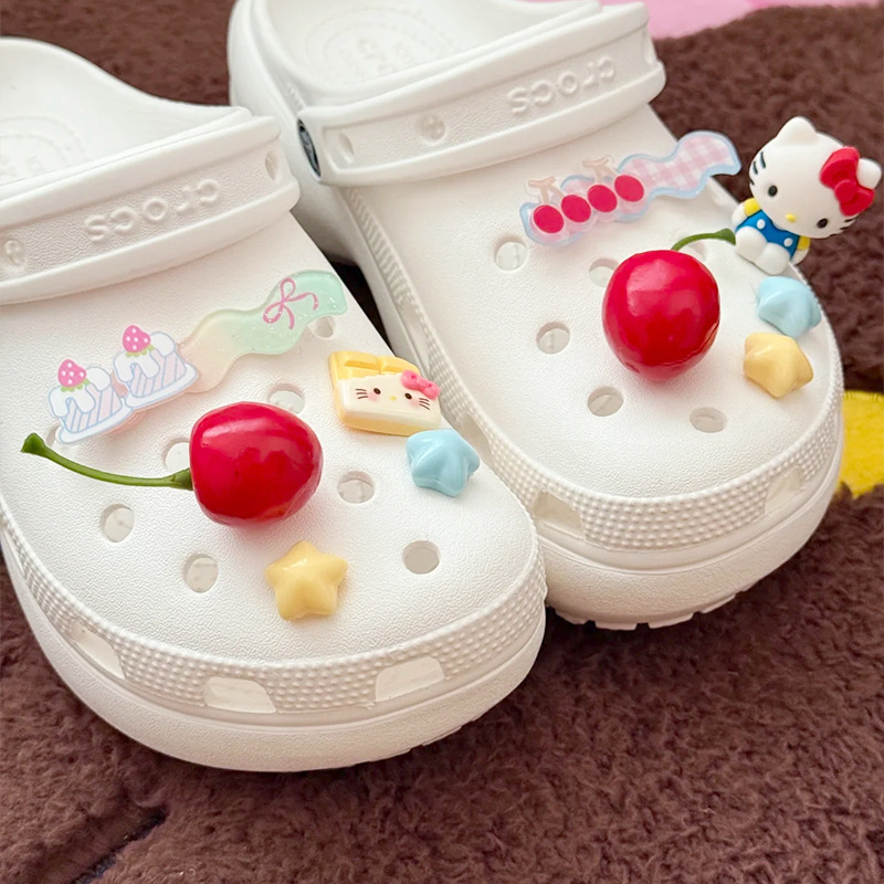 crocs新款樱桃洞洞鞋鞋花diy配饰