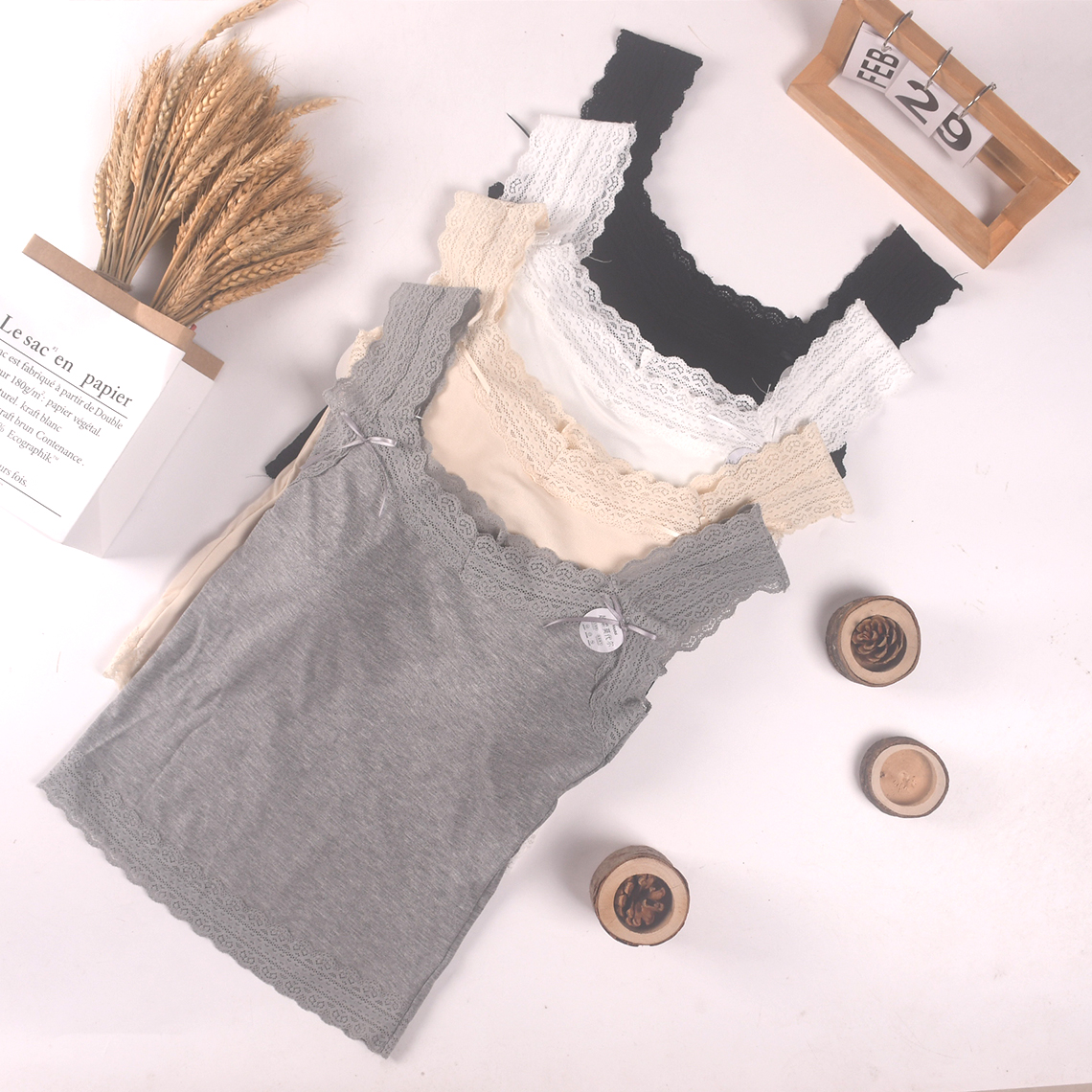 包邮温代诗莫代尔蕾丝粗肩带立体固定杯垫四色春夏长款打底文胸