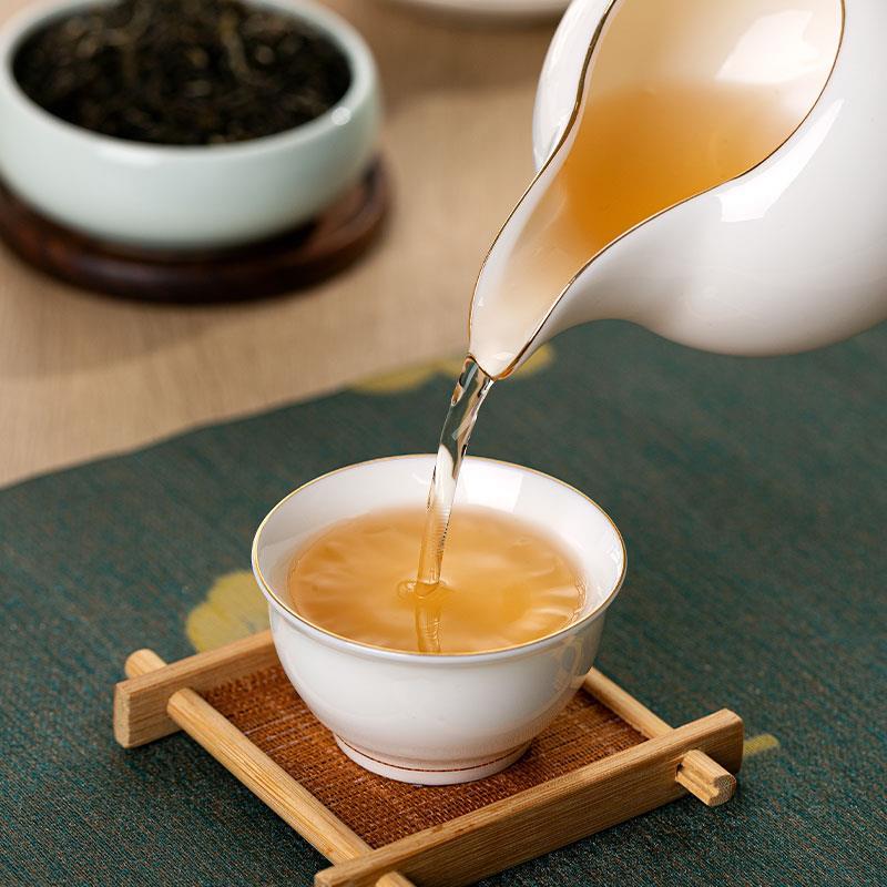 新货福建福州春伦茉莉花茶正宗大白毫鲜花窨制罐装浓香耐泡型100g图片