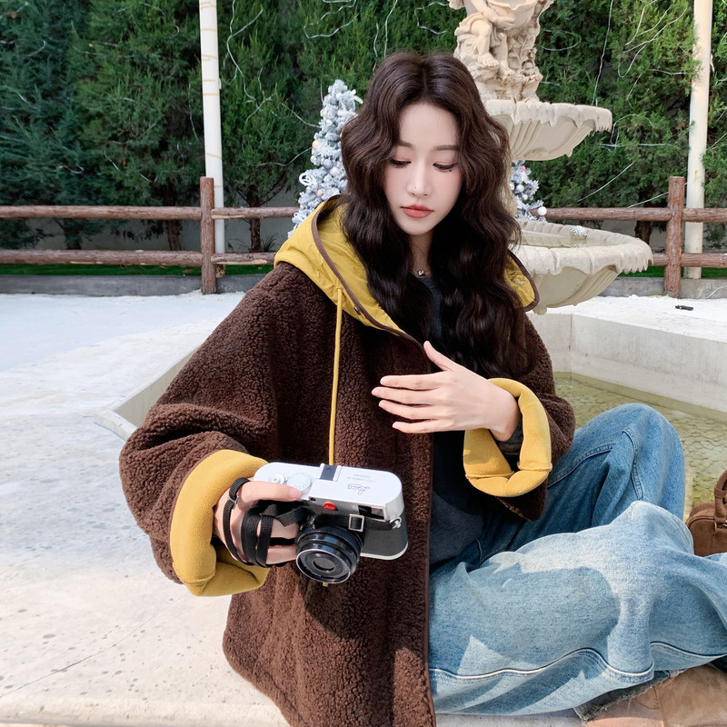 新品撞色连帽摇粒绒外套1501p205控308,女装短外套,2C183