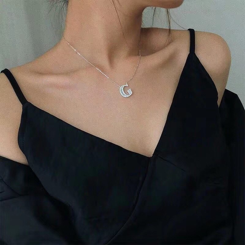 S925纯银字母项链女轻奢小众设计感锁骨链2026新款爆款颈链配饰,饰品/流行首饰/时尚饰品新,银饰项链,淘宝优惠券,粉丝福利购,淘宝优惠卷