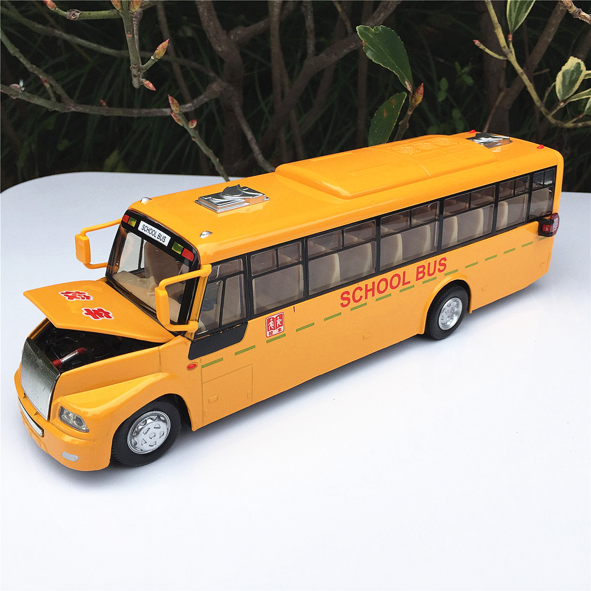 包邮成真豪华校园巴士语音合金