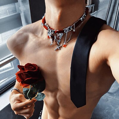 男生红蝴蝶流苏项链网红流行choker型男体育生1S0M项圈颈环锁骨链