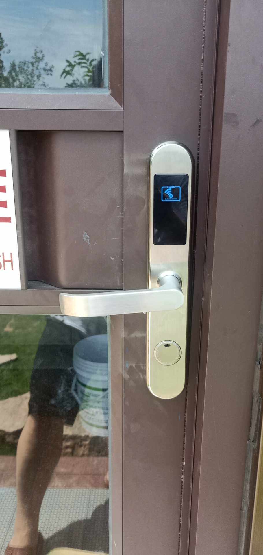 宾馆酒店民宿断桥铝门肯德基门窄门框专用智能锁，刷卡锁，酒店锁