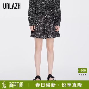 URLAZH有兰新款 女 复古黑色涂鸦印花宽松直筒简约泡泡棉休闲短裤