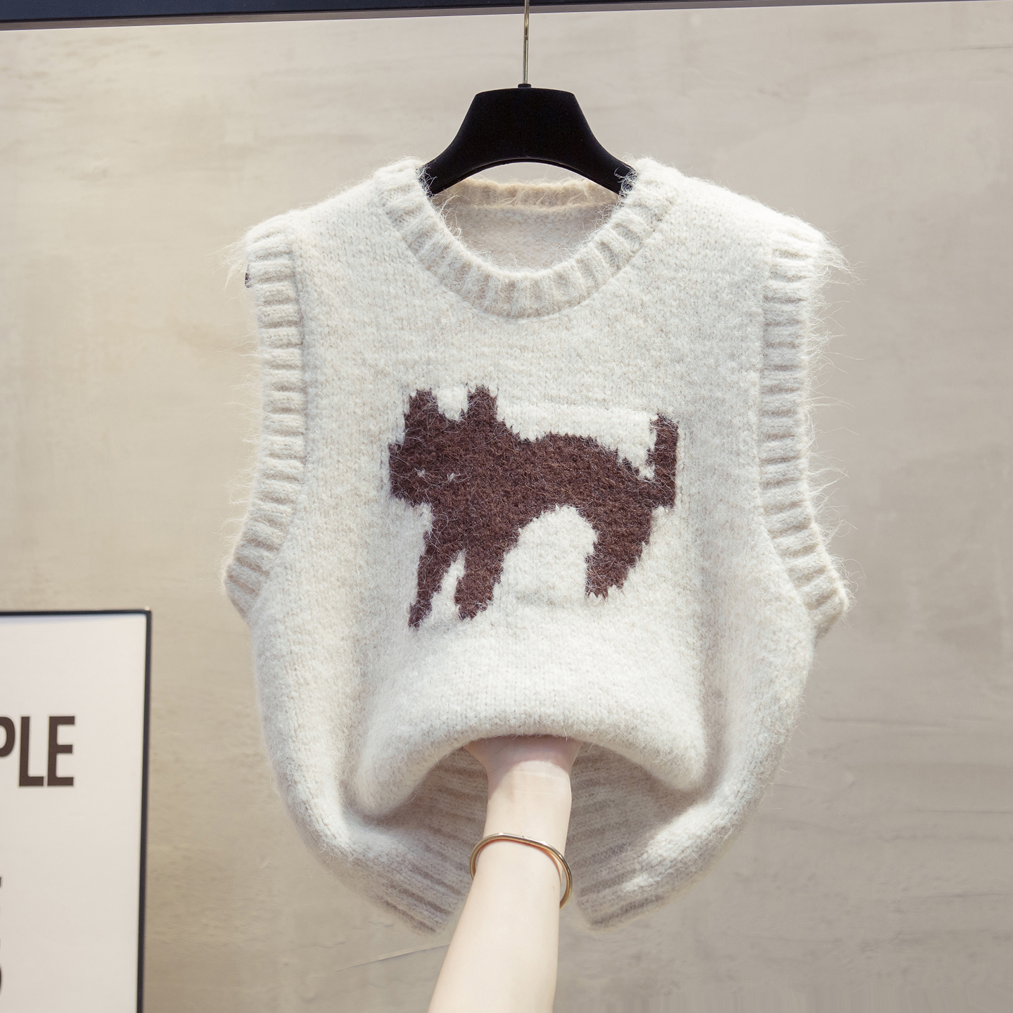 羊毛圆领针织马甲背心毛衣坎肩潮