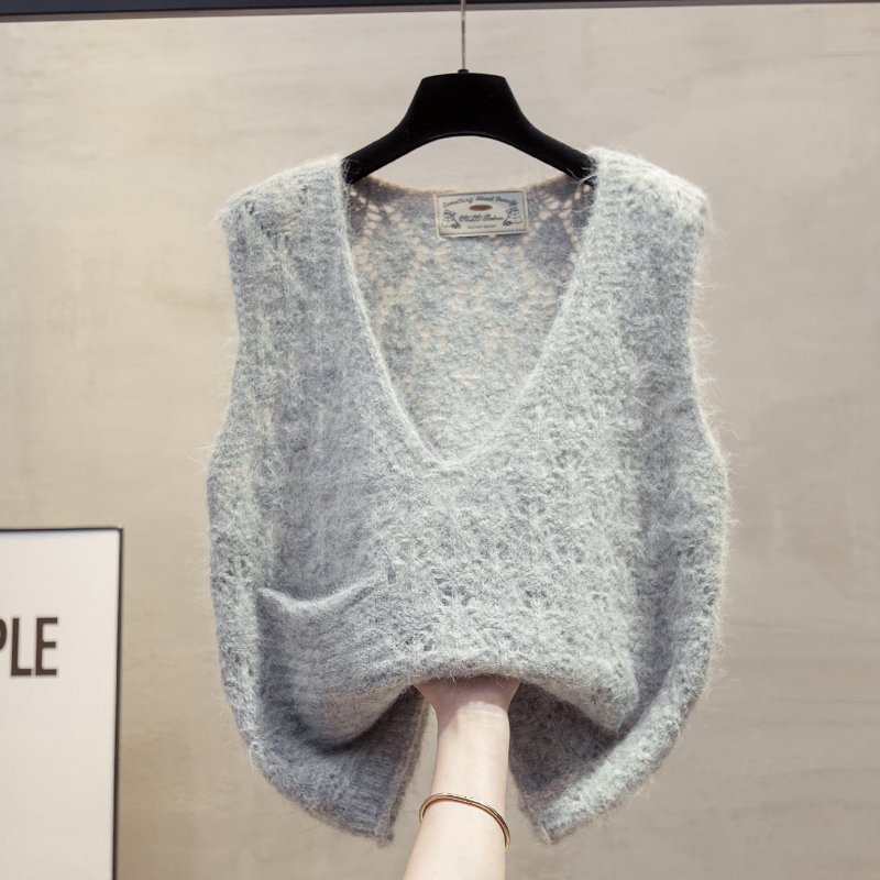 镂空v领针织马甲背心女2025秋冬新款宽松外穿马夹叠穿毛衣坎肩潮