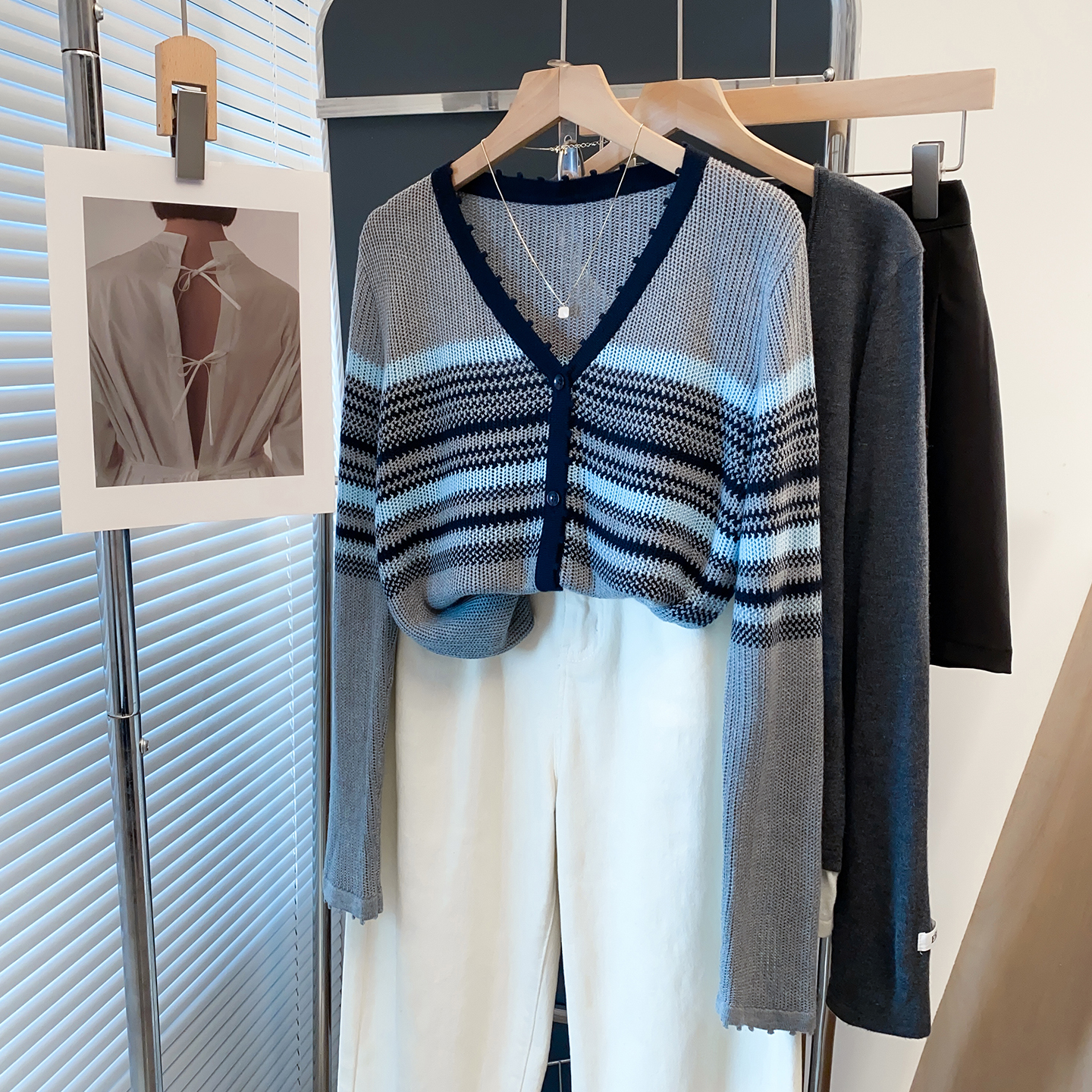 羊毛条纹毛衣外套女镂空针织开衫