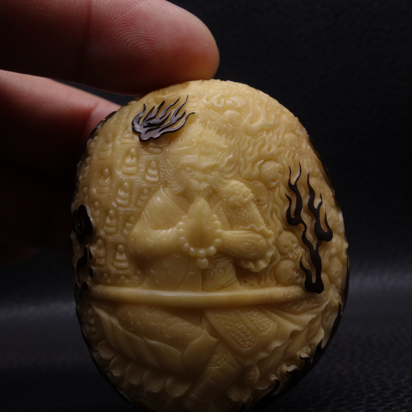 孤品悟空一念之间  象牙果西游系列手工雕刻文玩菩提手把件大圣