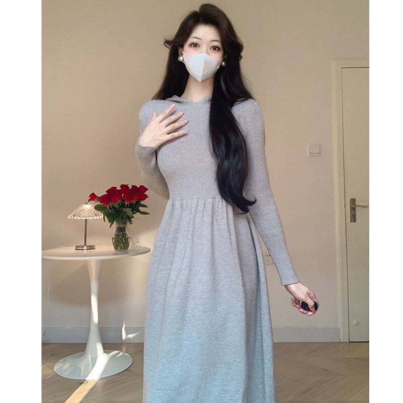 Amy的店外贸品质针织连衣裙配大衣内搭收腰大摆连帽卫衣长款毛衣