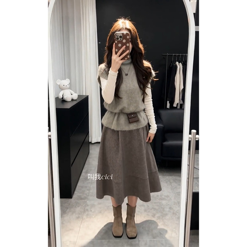 秋冬新款高领马甲背心叠穿打底衫上衣女高腰半身裙套装,女装/女士精品,时尚套装,淘宝优惠券,粉丝福利购,淘宝优惠卷