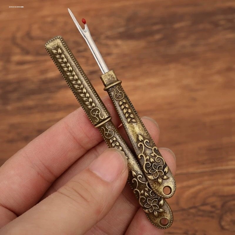 迷你小拆线刀复古金属拆线器十字绣刺绣挑线器开纽扣眼孔家用便携,居家布艺,其他/配件/DIY/缝纫,淘宝优惠券,粉丝福利购,淘宝优惠卷