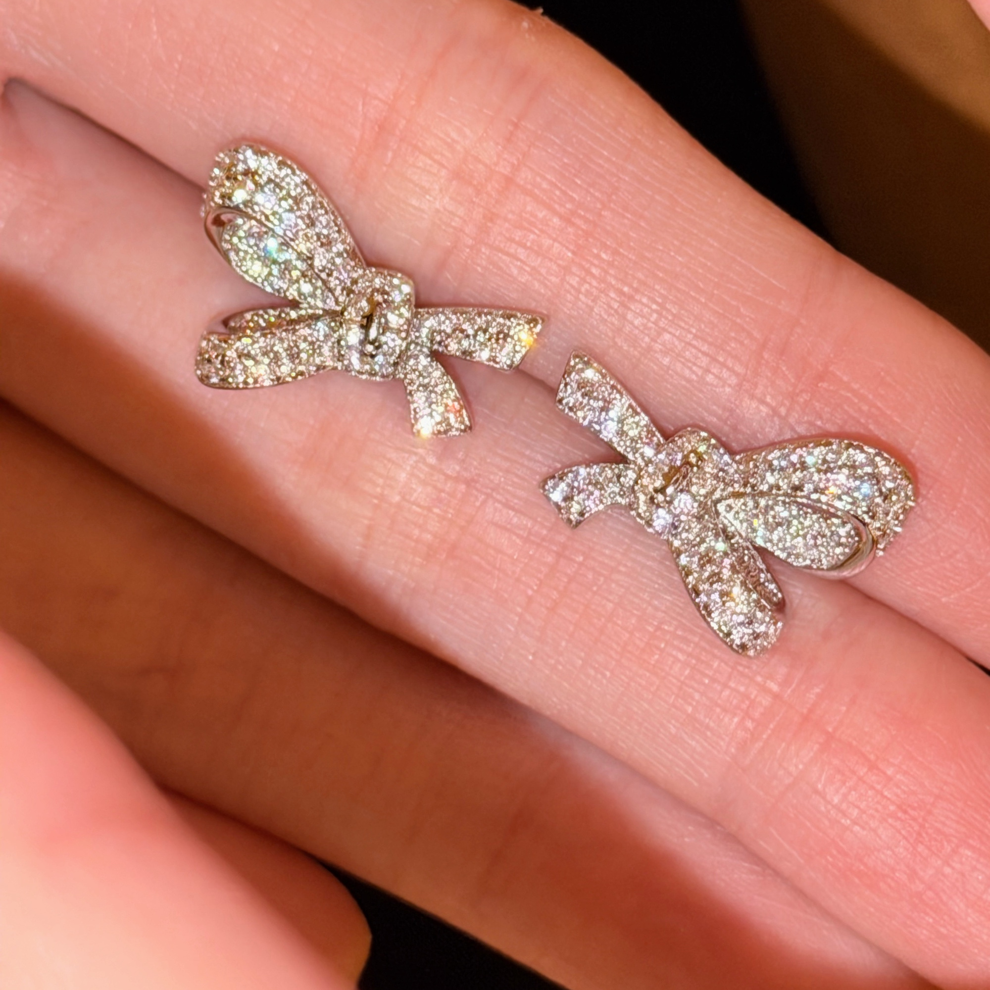 蕾迪「蝴蝶结耳钉」浪漫精致