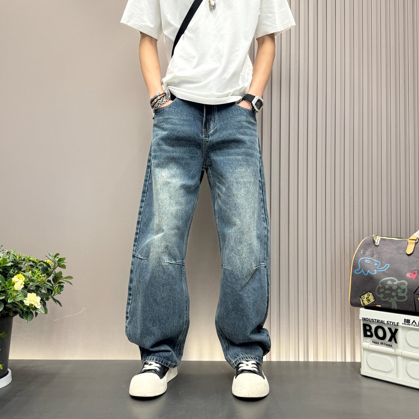 褶皱男士直筒裤痞帅蓝色