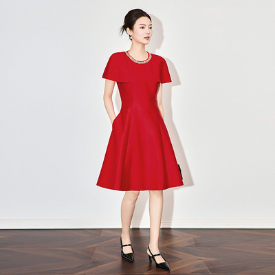 2025夏季新款轻奢重工圆领钉钻盖袖连衣裙法式名媛气质宴会礼服裙