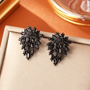 黑耀石锆石耳钉女轻奢立体感耳环气质百搭耳饰简约时尚精致复古风