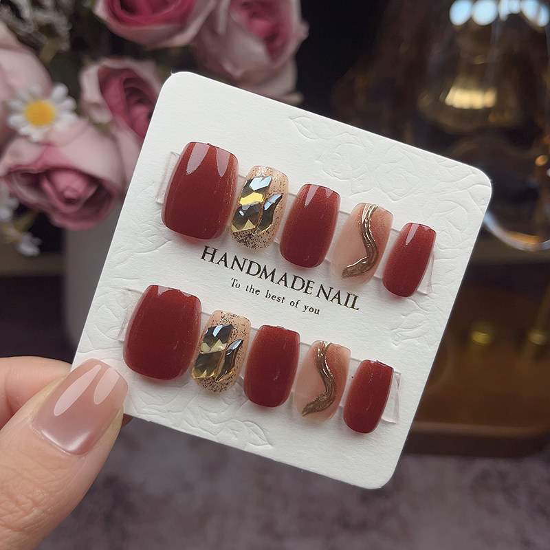 2025新款纯手工穿戴甲片手作高级简约酒红跳色美甲可拆卸假指甲贴,彩妆/香水/美妆工具,穿戴甲/甲片,淘宝优惠券,粉丝福利购,淘宝优惠卷
