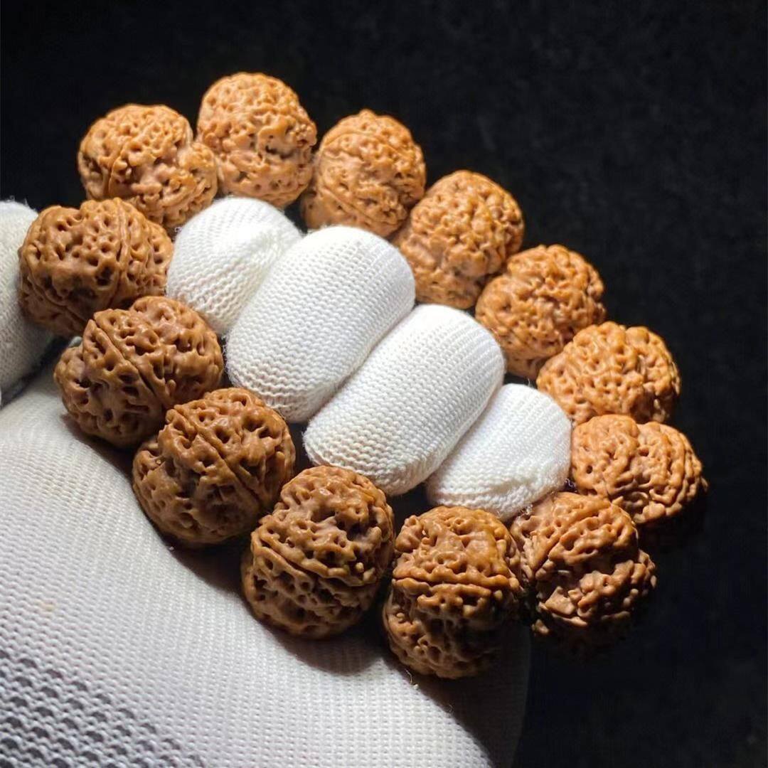 尼泊尔大金刚菩提子蜂王五瓣暴肉双龙核桃文玩手串红黄皮男士手链