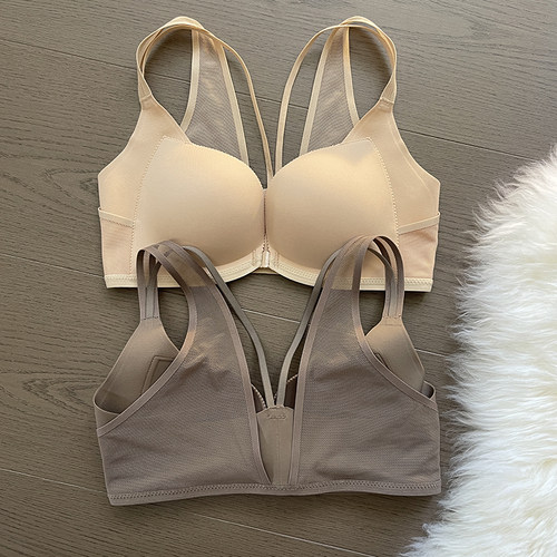 前扣小胸聚拢不空杯文胸