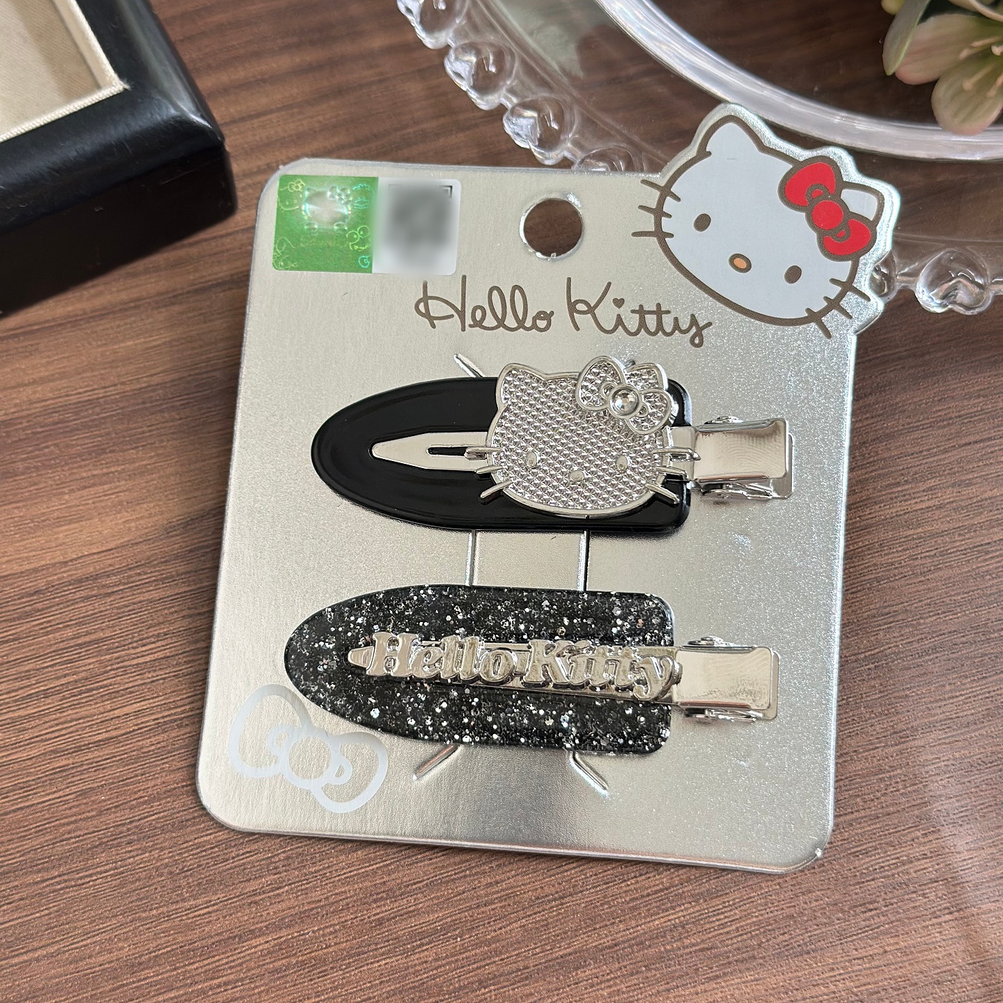 凯蒂猫甜酷金属发夹化妆无痕边夹