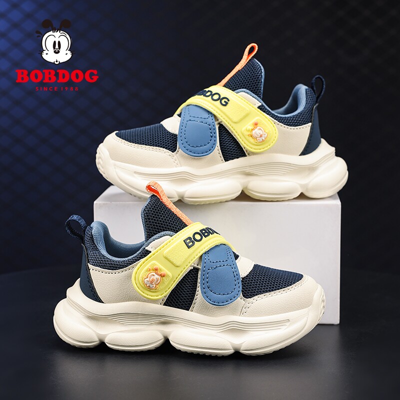 巴布豆童鞋男童鞋子春季2026新款轻便网面透气儿童运动鞋男孩鞋子
