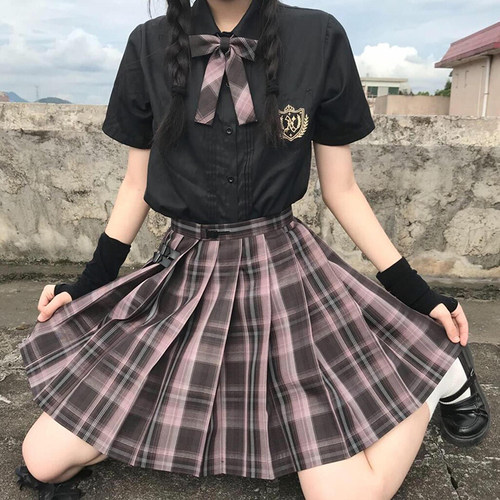 日系萝莉学生jk短裙伪娘大码大佬