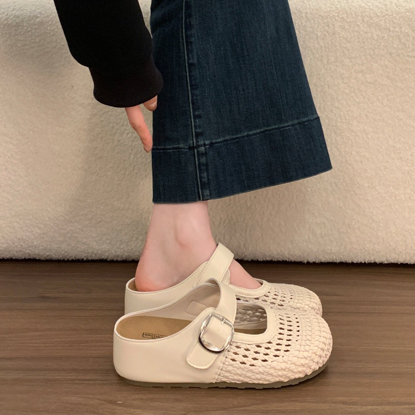 品牌真皮内增高包头半拖鞋女夏外穿2026新款厚底镂空编织勃肯凉鞋