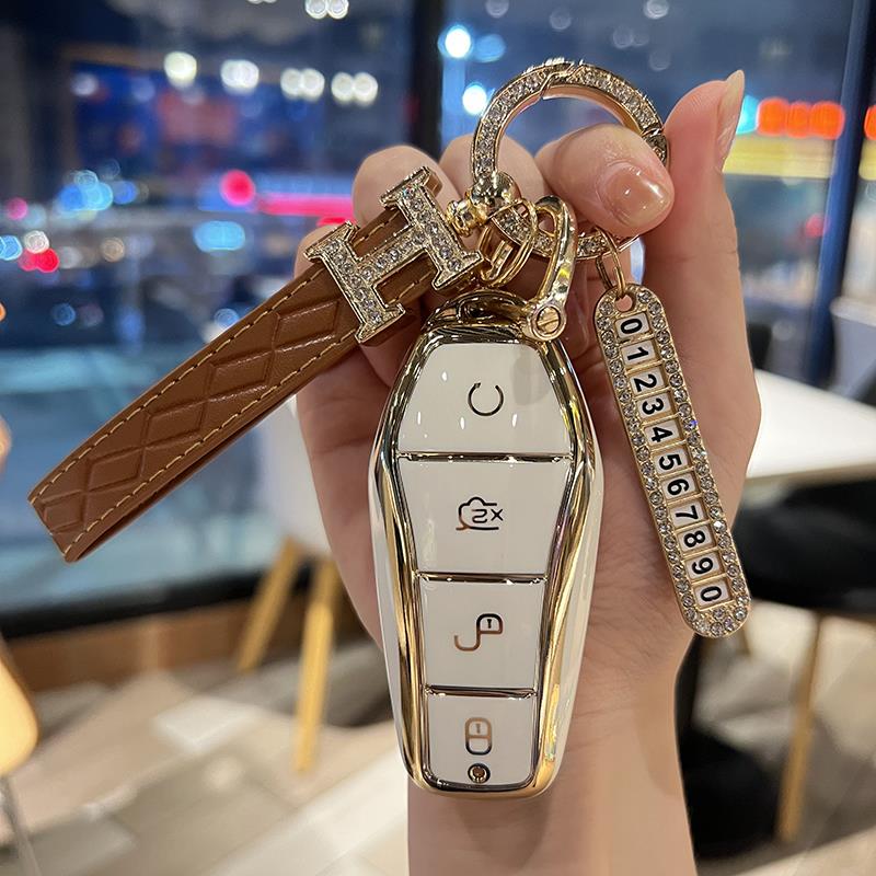 专用比亚迪汽车钥匙套秦PLUS唐dmi海豚e2壳宋pro秦汉ev扣e6元包壳