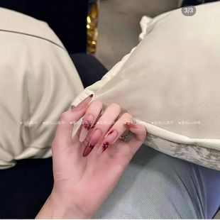 里有Liu美甲纯手工穿戴甲批发320晕染渐变显白新年秋冬美甲