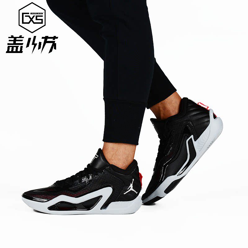 Nike男减震中帮篮球鞋图片