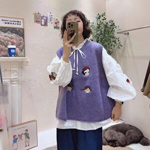 日系森女白雪公主刺绣宽松叠穿针织马甲无袖毛衣马夹背心可爱减龄