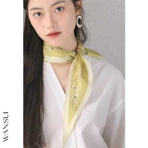 万穗春季新品菱形真丝方巾